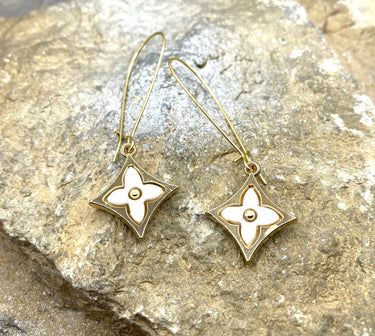 Mother of Pearl Clover Earring Drop